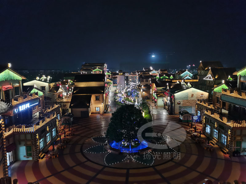 小鎮泛光照明夜景圖